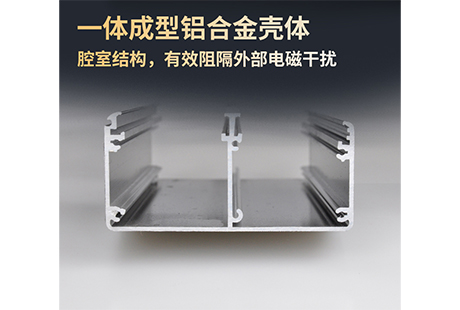 TOWE铝合金桌面PDU插座：工业级金属外壳带来的高强度耐用供电方案